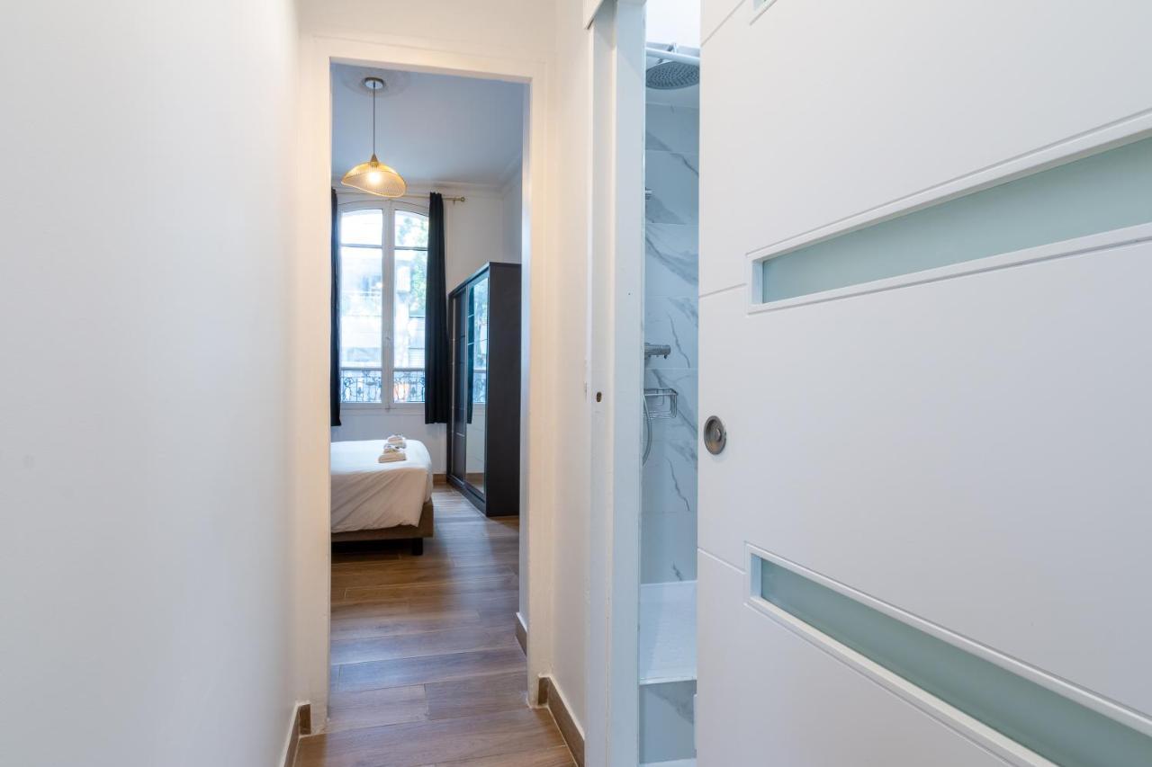 Appartement Metro Alexandre Dumas Paris Exterior foto